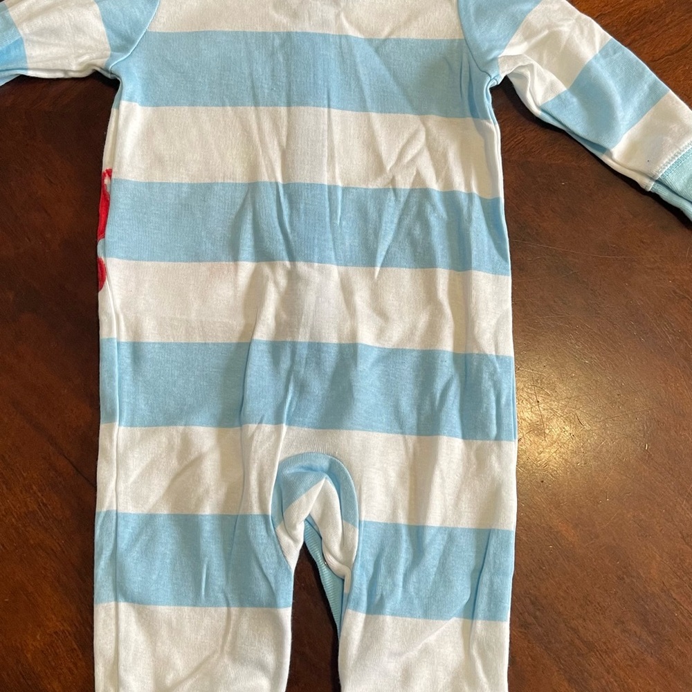 Baby clothes